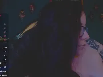 lilithmystic01 on Chaturbate 
