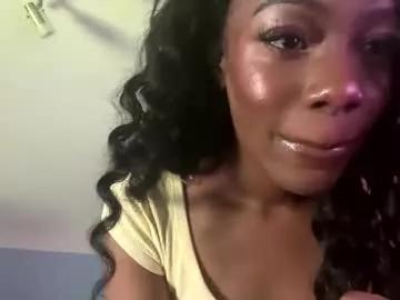 lilyblloom on Chaturbate 