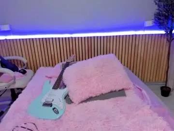 little_effy18 on Chaturbate 