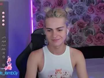 little_femb0y on Chaturbate 