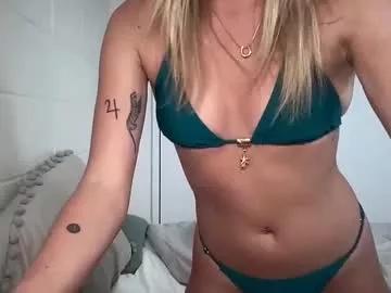 littlemaryjane19 on Chaturbate 