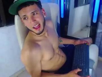 mike_legend_ on Chaturbate 