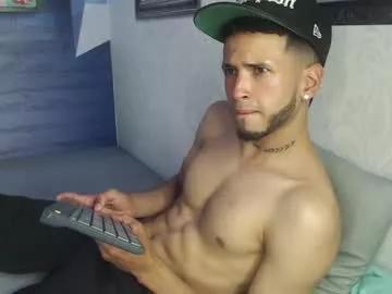 mike_legend_ on Chaturbate 