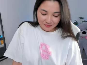 mikkalove on Chaturbate 