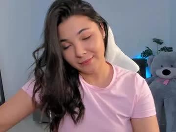mikkalove on Chaturbate 