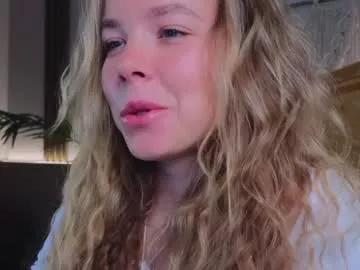 milly_shy on Chaturbate 