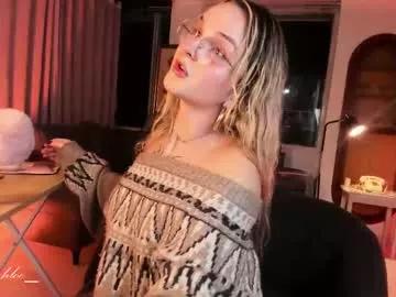 misschloe__ on Chaturbate 