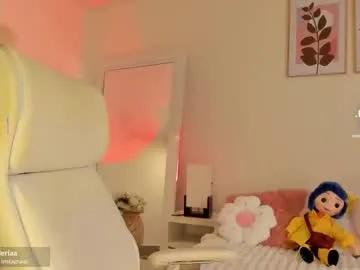 missvaleriaa — Play tits + Spit [242 tokens left] #latina #fuckmachine #teen #deepthroat #ebony