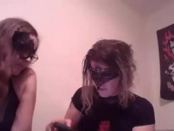 molotovfoxtail on Chaturbate 