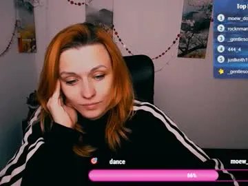 peppymia — #redhaired #sweet #cute #nonude #shy [2722 tokens remaining]