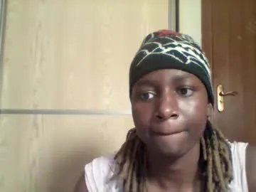 petite_ariana's avatar