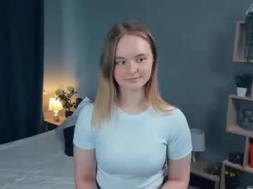 roxysaults — GOAL: tattoo tour [34 tokens remaining] Welcome, I'm Roxy, this is my first day!  #18 #bigboobs #new #teen #shy
