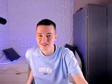 santiago__perez — Take off shorts [25 tokens left] Hello! I'm new here! #twink #new #18 #foot #gay