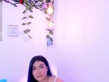 sarabow on Chaturbate 
