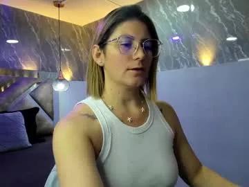 sarahdeyvis on Chaturbate 