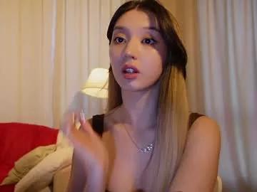 sarasuo on Chaturbate 