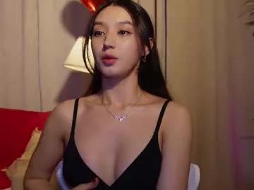 sarasuo on Chaturbate 