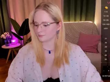 sheslinki on Chaturbate 