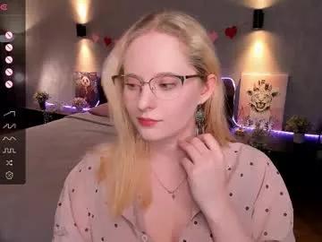 sheslinki on Chaturbate 