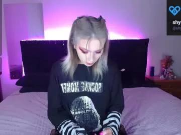 shysweetrish on Chaturbate 