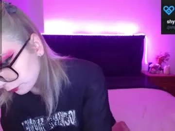 shysweetrish on Chaturbate 