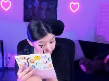 sirenmystique — GOAL: hot dance 2 min [23 tokens remaining] Happy Day  #mistress  #bigboobs #foot #nonude #valentinesday   #ahegao #smoke