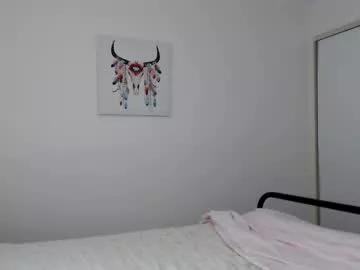 sophs01 on Chaturbate 