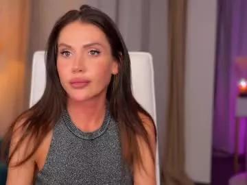 sweettinaaa on Chaturbate 