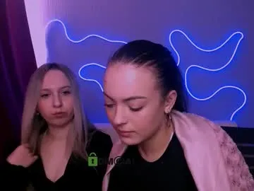 tiffani_murr — GOAL: play tits [140 tokens remaining] Welcome to my room! #pvt #lovense #nonude #18 #new