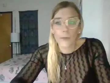 unicornslut333 — Freechat on Chaturbate