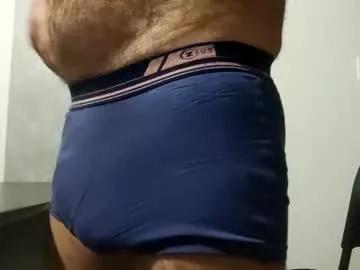 wiilbearbigcock on Chaturbate 