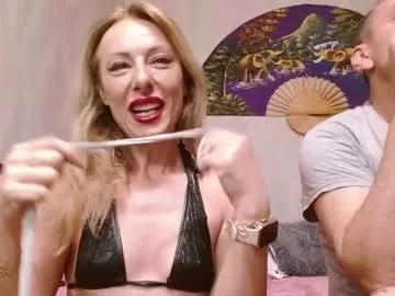 xxxkinkycpl on Chaturbate 