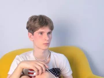 yooung_kitten on Chaturbate 