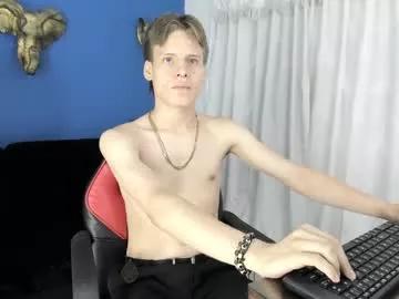 zapphiretwink on Chaturbate 