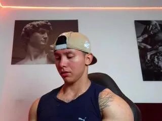 adamm_turner — Freechat on Flirt4Free