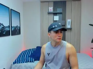 alan_kevin on Flirt4Free