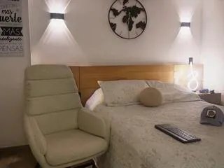 belami_colton — Freechat on Flirt4Free