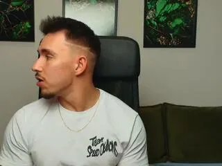 craig_kane — Away on Flirt4Free