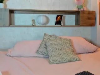 emily_beumont — Freechat on Flirt4Free