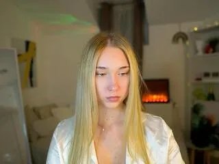 milana_lilx — Private on Flirt4Free