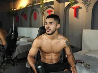 reik_von — Freechat on Flirt4Free