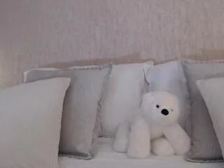 vicky_ink — Freechat on Flirt4Free