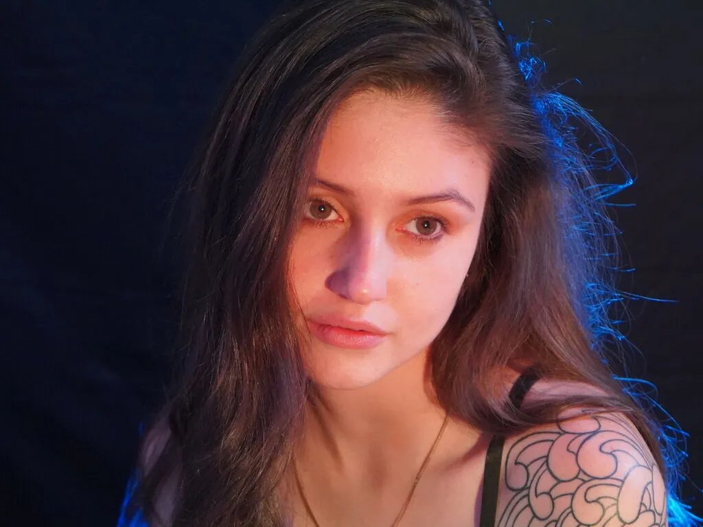 ElizabethMorgan — books, movies, history, and pets.