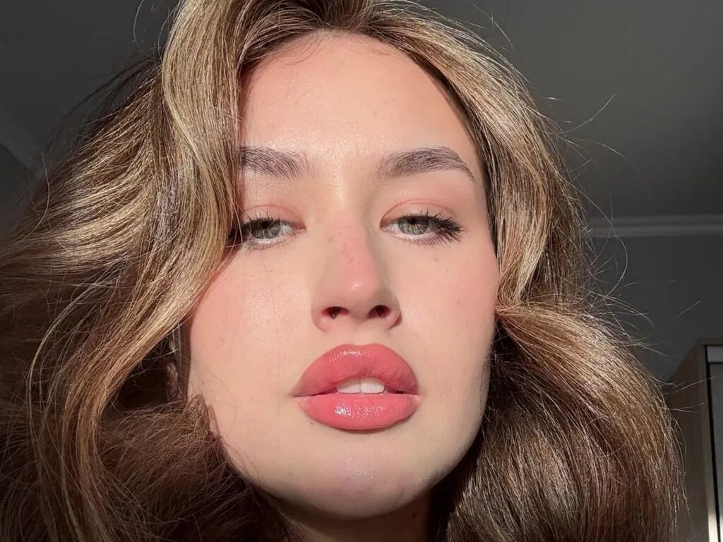 MarielleDefalco — I've always carried a dream that feels both distant and intimately close --- to find a place in the world where my voice, my ideas, and my quiet determination can create something meaningful. It's not about fame or grand achievements; it's about...