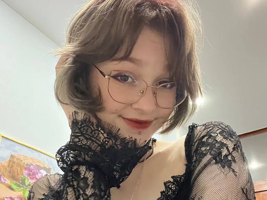 RosioCammon — Most of all I love positive people. You and I will become friends if you are kind to me and know how to cheer me up. I also like to walk and listen to music