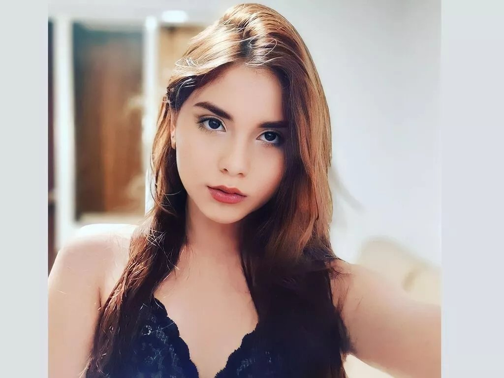 ValeryRouge — I love when someone takes their time with me---kind words, playful vibes and a little patience are the key. Once I feel comfortable, I'll open up, showing you the mix of innocence and passion that makes me who I am. Surprise me with attention and...