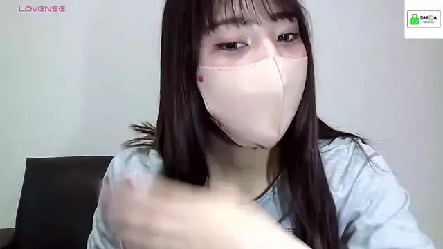 --Amu-- on StripChat 