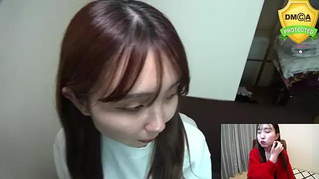 -yui_xx on StripChat 