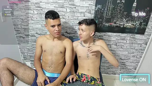 1max_golden on StripChat 