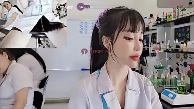 __Lab__ on StripChat 